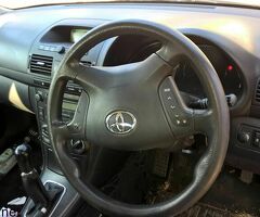 2005-ös brit (JOBB KORMÁNYOS) TOYOTA Avensis 5 ajtós d4d ELADÓ