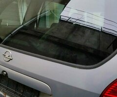 Opel Zafira alkatrésznek eladó