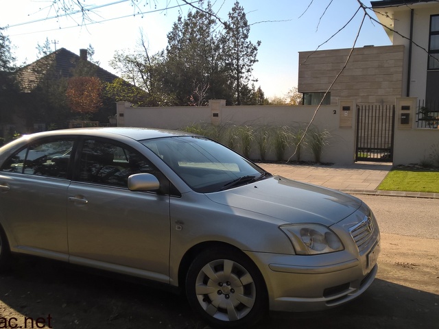 TOYOTA Avensis alkatrésznek