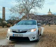Toyota Camry 2.5 XLE eladó